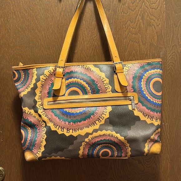 Unique pure designed by Ripani a European brand - Picture 3 of 6